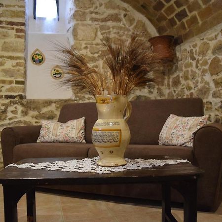 Bed and Breakfast Il Ciavattone Bed And Bike Sulmona Exteriér fotografie