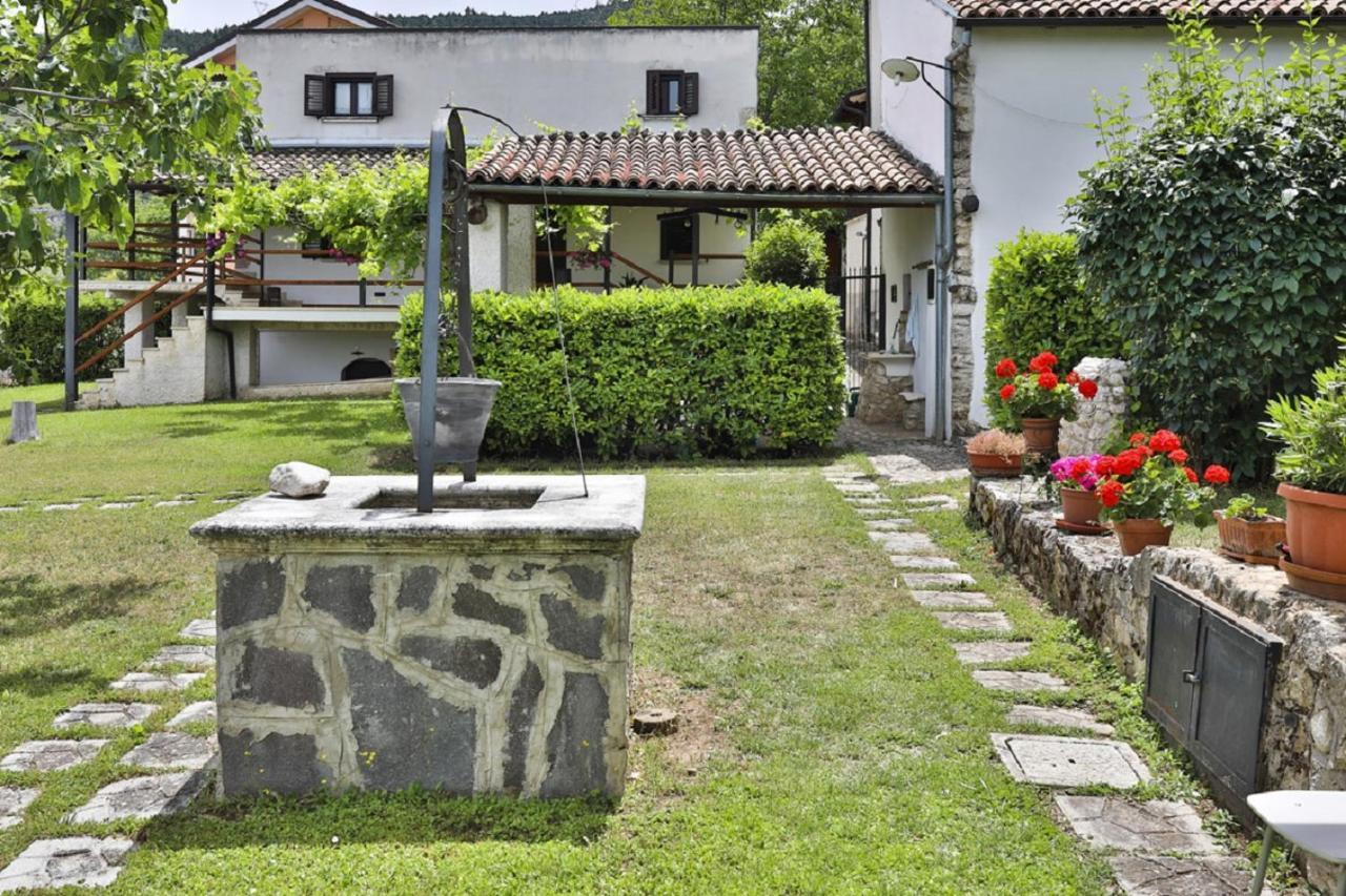 Bed and Breakfast Il Ciavattone Bed And Bike Sulmona Exteriér fotografie